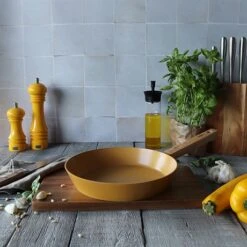 Poêle Ector Induction Aluminium Revêtu Manche En Bois 24 Cm Jaune -Cuisine Ustensiles Boutique 108006 3 1 Poele Ector induction aluminium revetu manche en bois 24 cm jaune Ogo