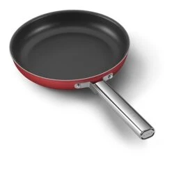 Smeg Poêle Aluminium Antiadhésive 28 Cm Rouge Mat -Cuisine Ustensiles Boutique 131020 2 2 Poele aluminium antiadhesive 28 cm rouge mat Smeg