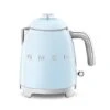 Smeg Mini Bouilloire 0,8 L 1400 W KLF05PBEU Bleu Azur -Cuisine Ustensiles Boutique 702031 0 4 Mini bouilloire 0 8 L 1400 W KLF05PBEU bleu azur Smeg