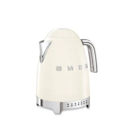 Cuisine Ustensiles Boutique -Cuisine Ustensiles Boutique 720013 1 8 Bouilloire creme 1 7 L 2400 W KLF04CREU Smeg